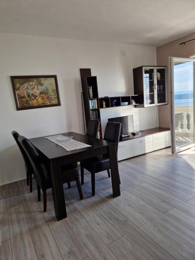 Apartments Velic Цриквеница Экстерьер фото