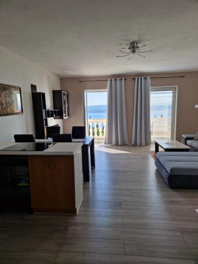 Apartments Velic Цриквеница Экстерьер фото