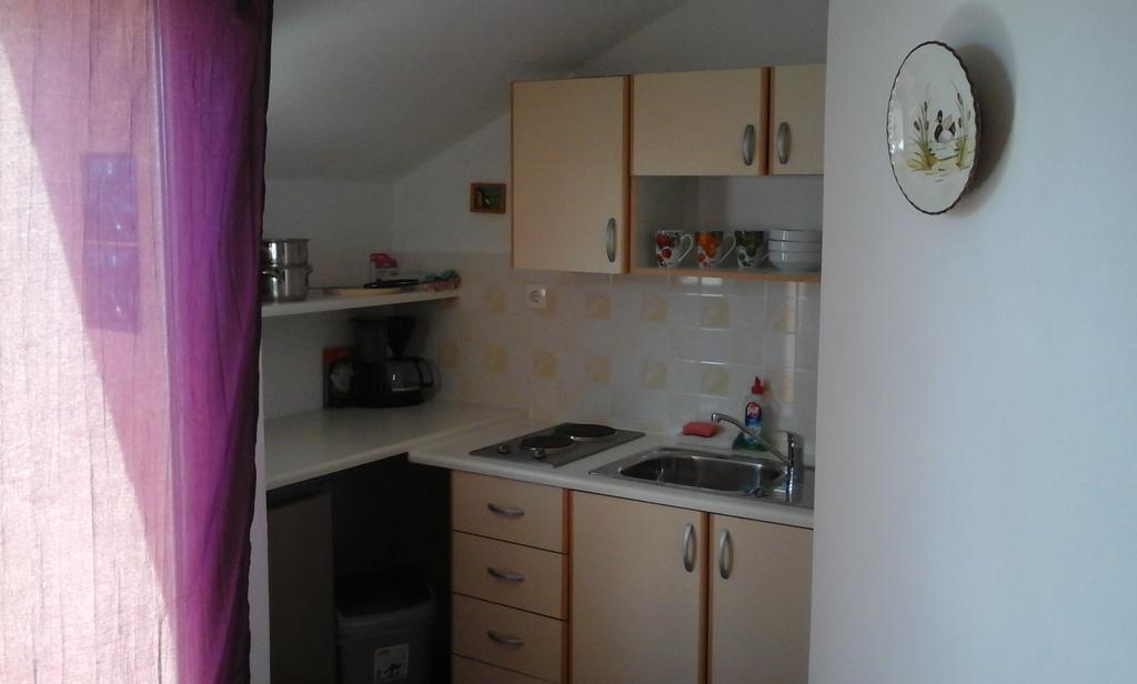 Apartments Velic Цриквеница Экстерьер фото