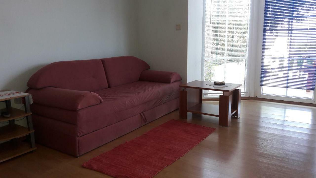 Apartments Velic Цриквеница Экстерьер фото